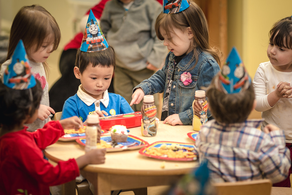 How To Photograph A Child S Birthday Party