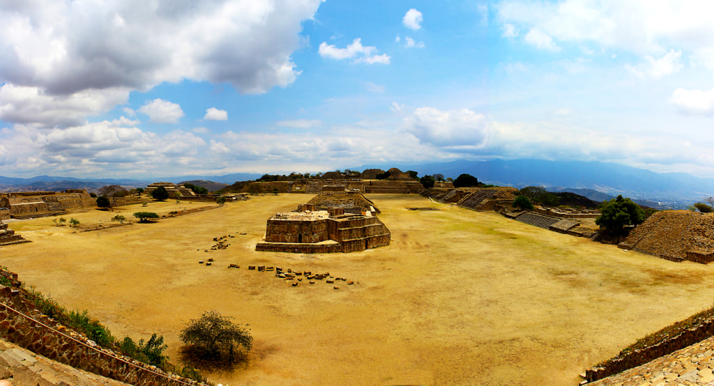 The legendary Zapotec city by PABLO ARELLANO on 500px.com