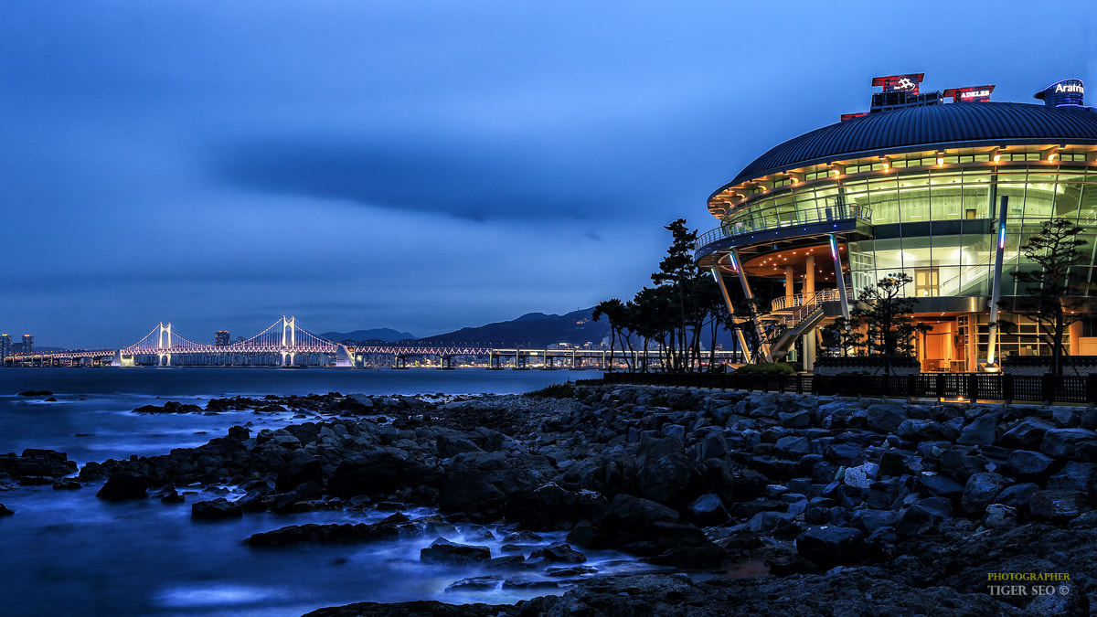 Nurimaru & Kwangan bridge