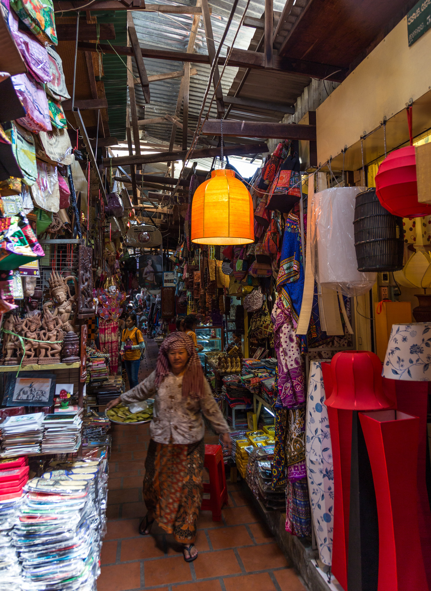 Cambodia - Phnom Penh - Russian Market - 25 03 2014