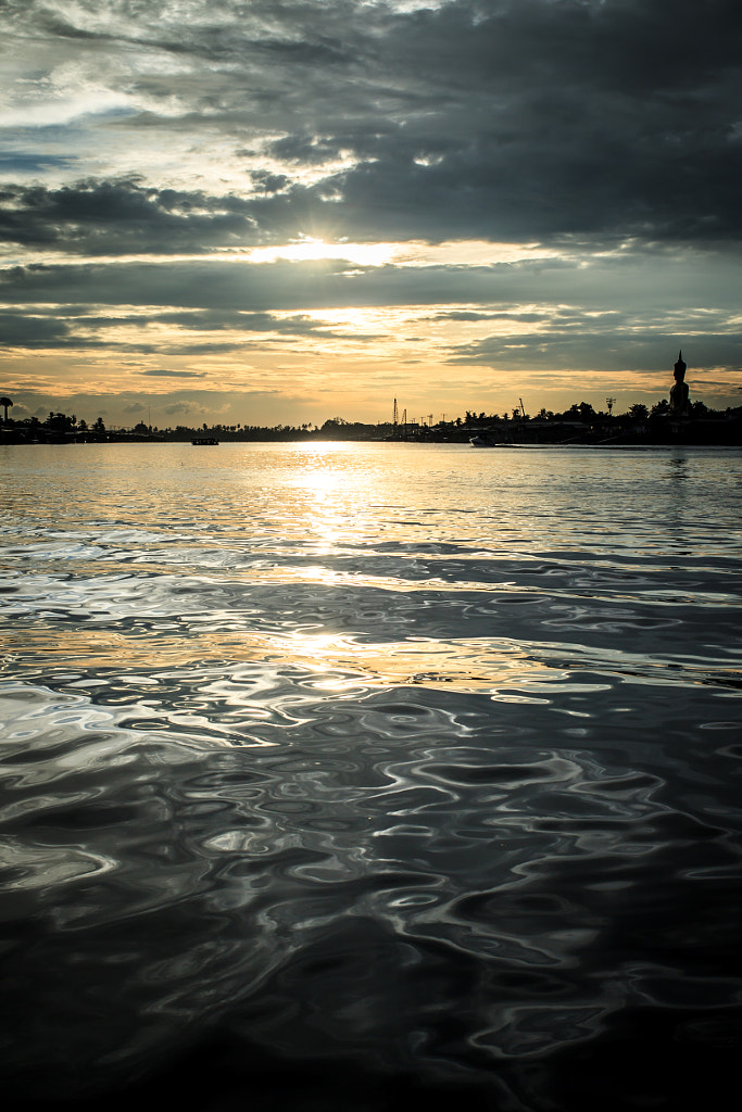 Riverside by Chayatorn  Laorattanavech on 500px.com