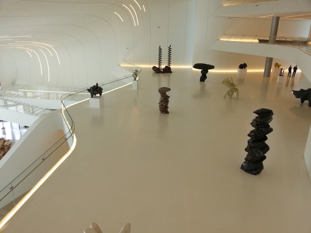 baku heydar aliyev center by Ali Köksal on 500px.com