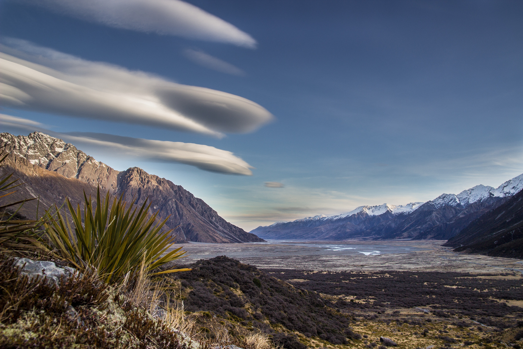 Mountain waves in New Zealand