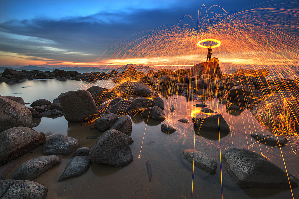 burning steel wool photography