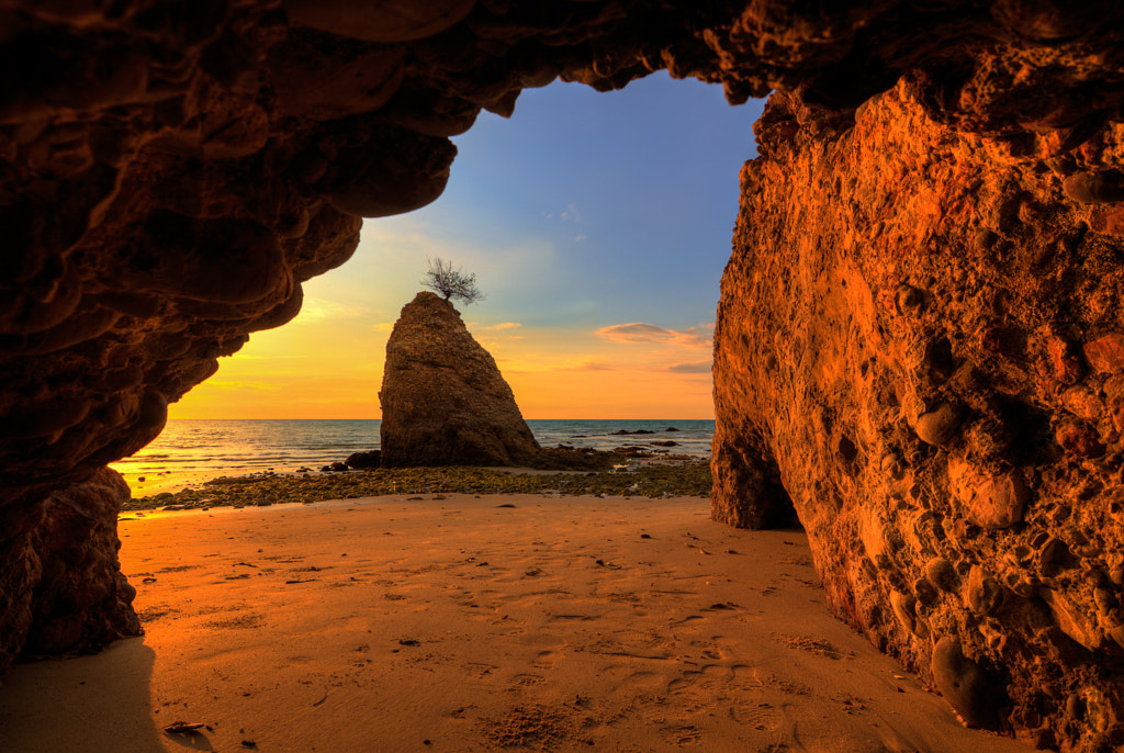 Golden Cave. by Azihan Yusoff on 500px.com