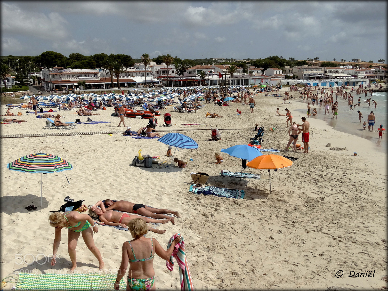 Sony Cyber-shot DSC-HX300 sample photo. On the beach ... .. . photography