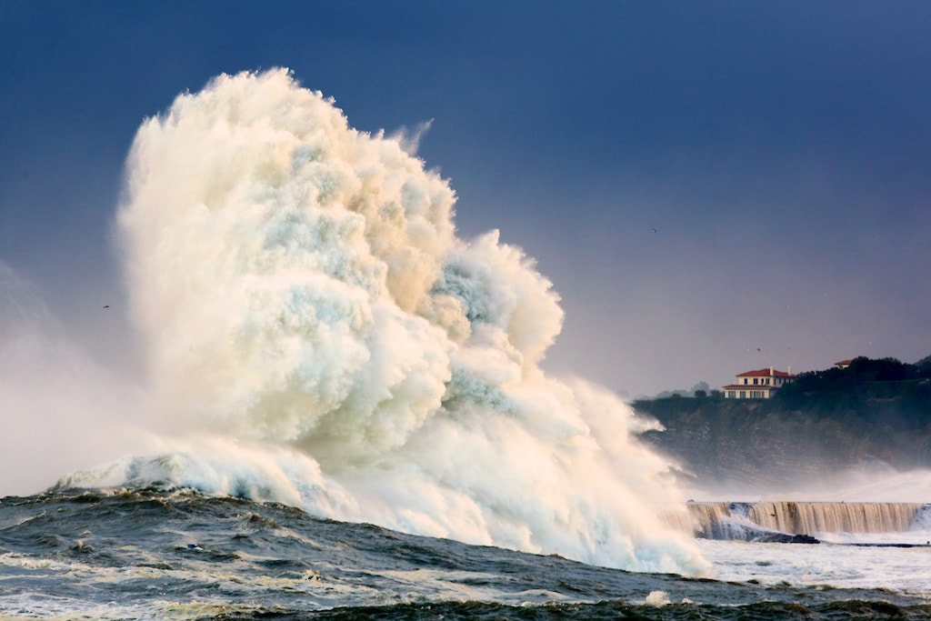 Big bang by Txetxo Arreche on 500px.com