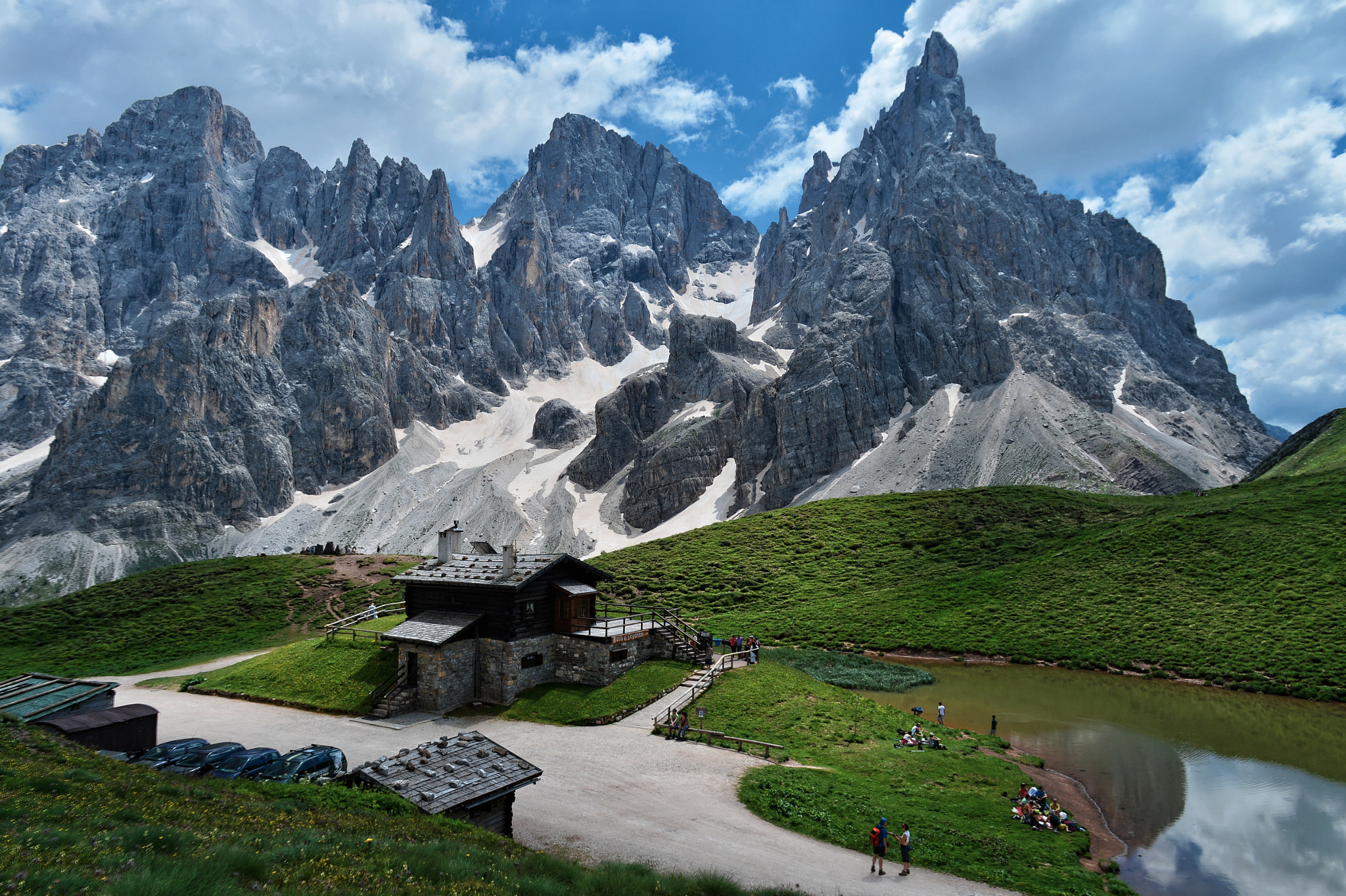 Baita Segantini, Dolomites