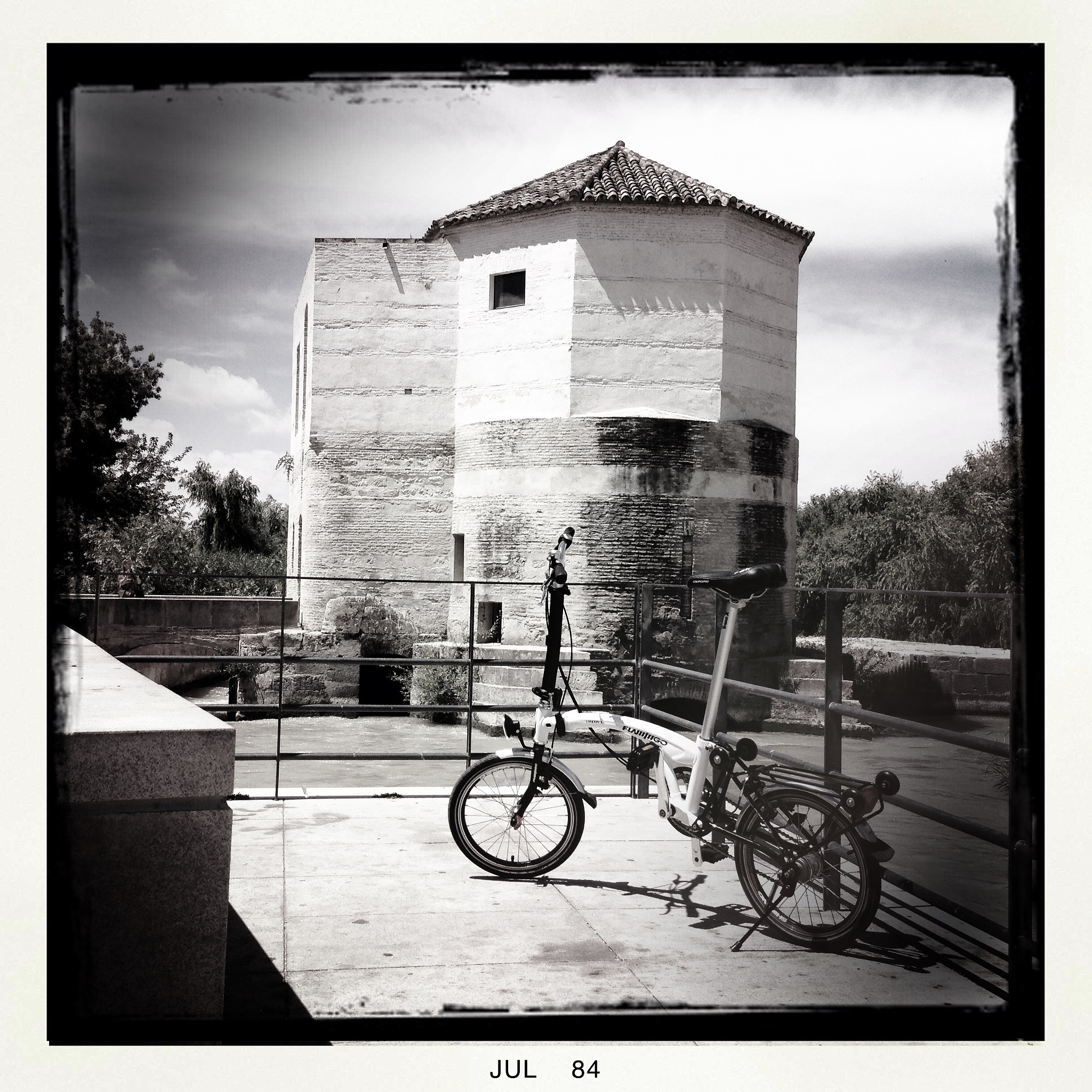 Hipstamatic 276 sample photo. Untitled photography