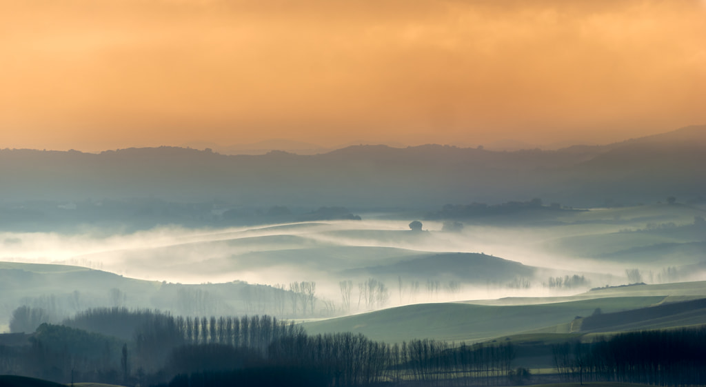 Foggy dawn by Eneko Arriazu on 500px.com