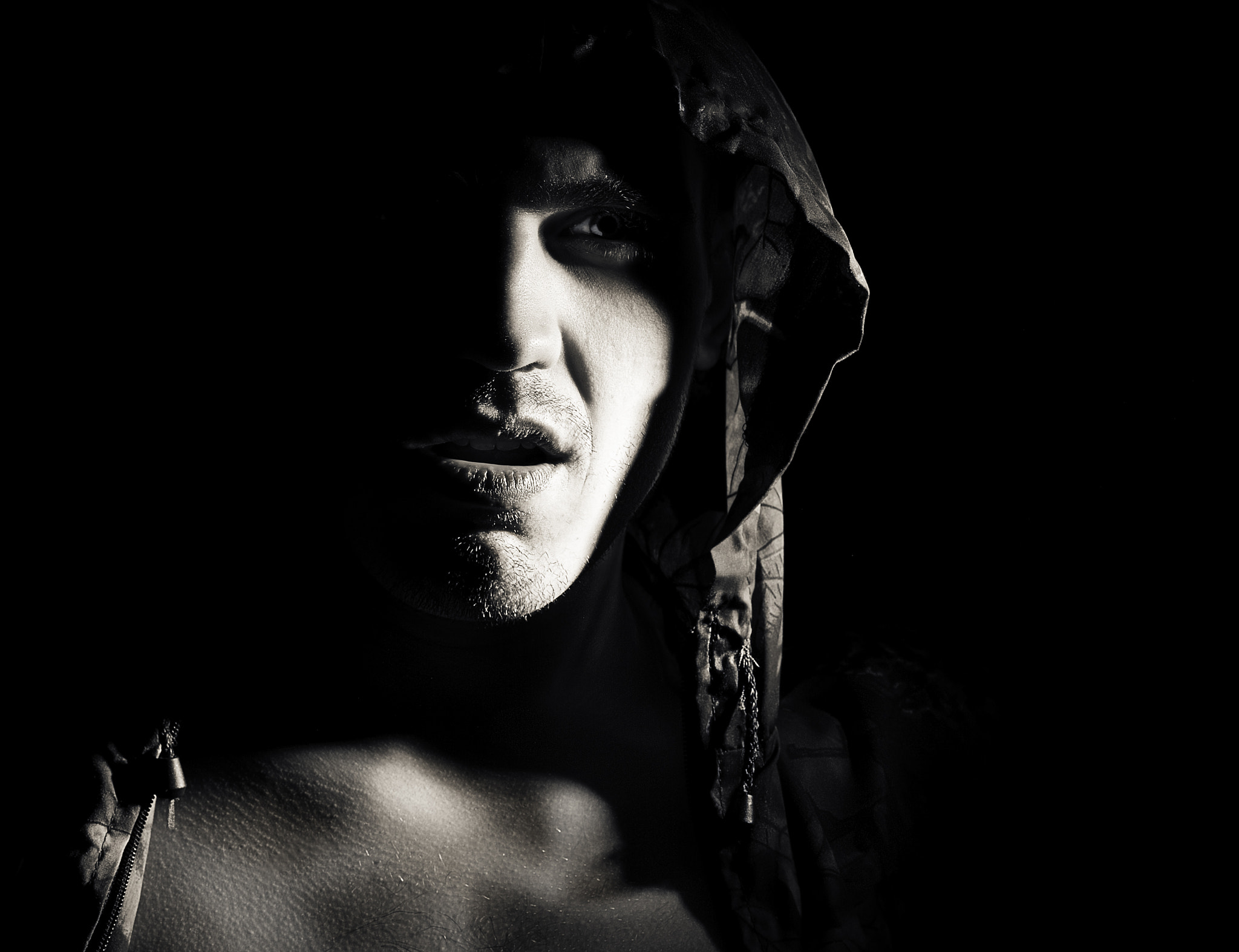 Тёмный взгляд