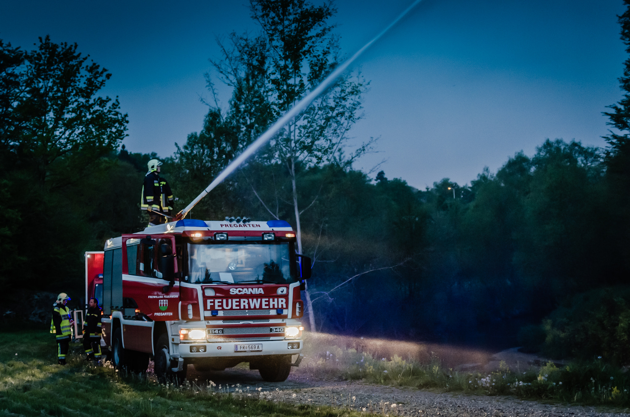 Water cannon for fire fighting