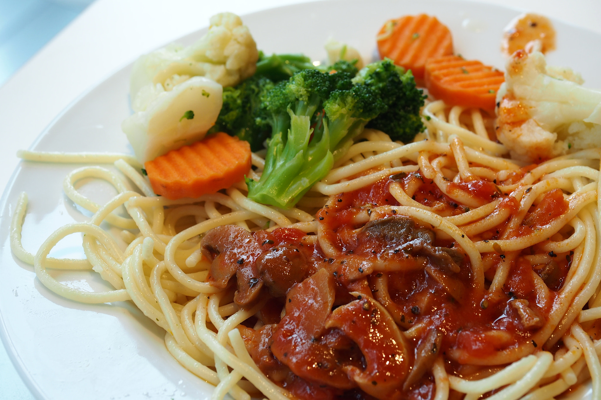 IKEA pasta with vebetables by Steven Yang / 500px