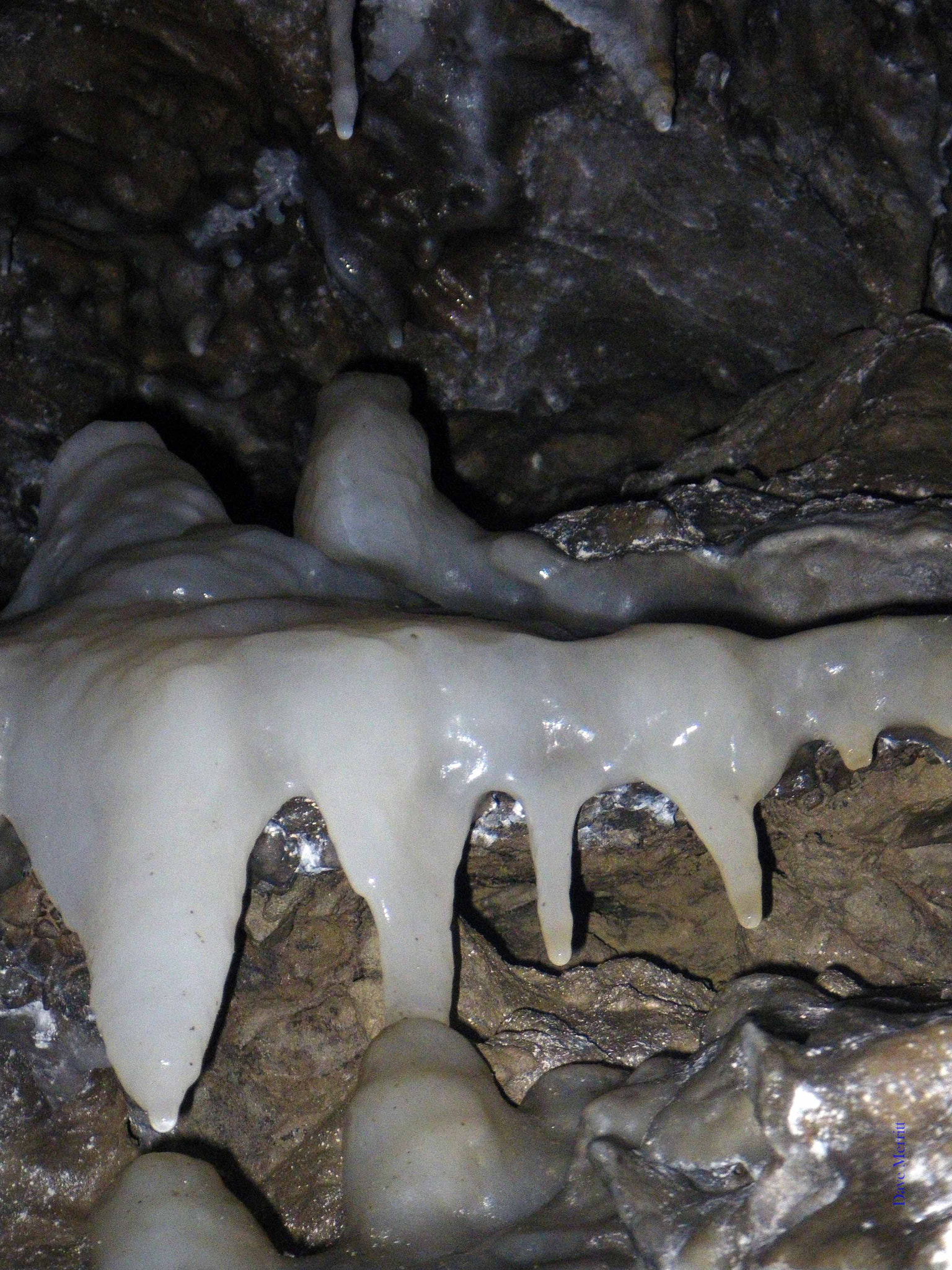 Pentax Optio W60 sample photo. Flowstone photography