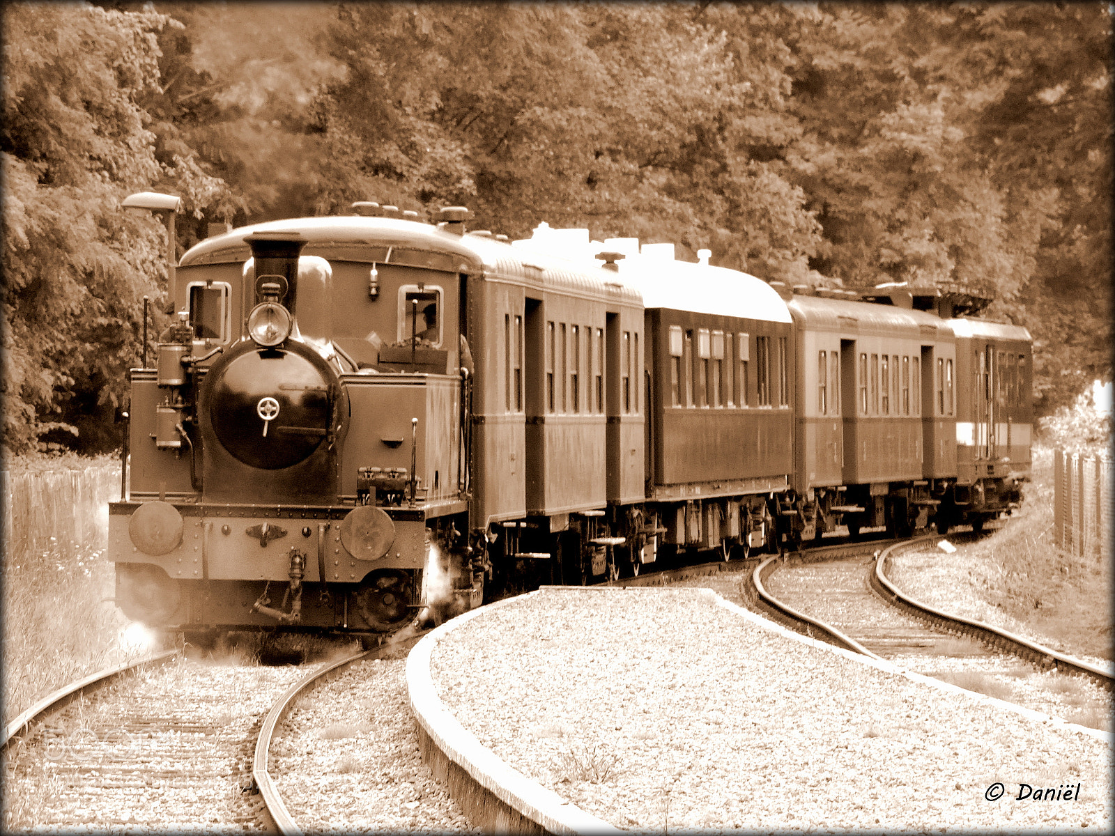 Sony Cyber-shot DSC-HX300 sample photo. Bebert, steam locomotive of 1926 ... .. . photography