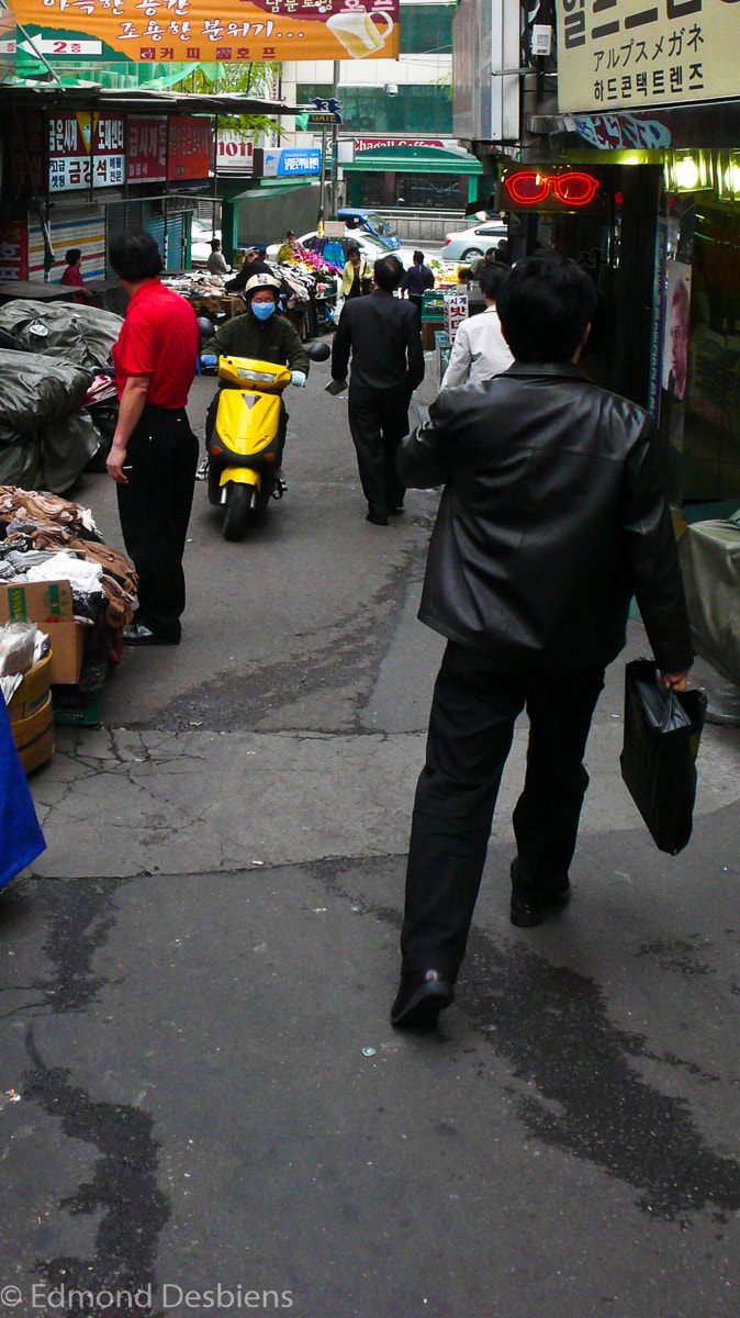 Panasonic DMC-LX2 sample photo. Namdaemun market photography