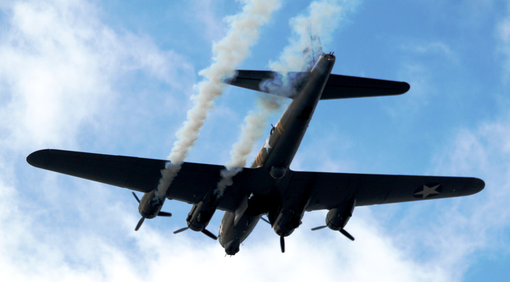 B-17 Flying Fortress (Sally-B) by @mrdfotos / 500px