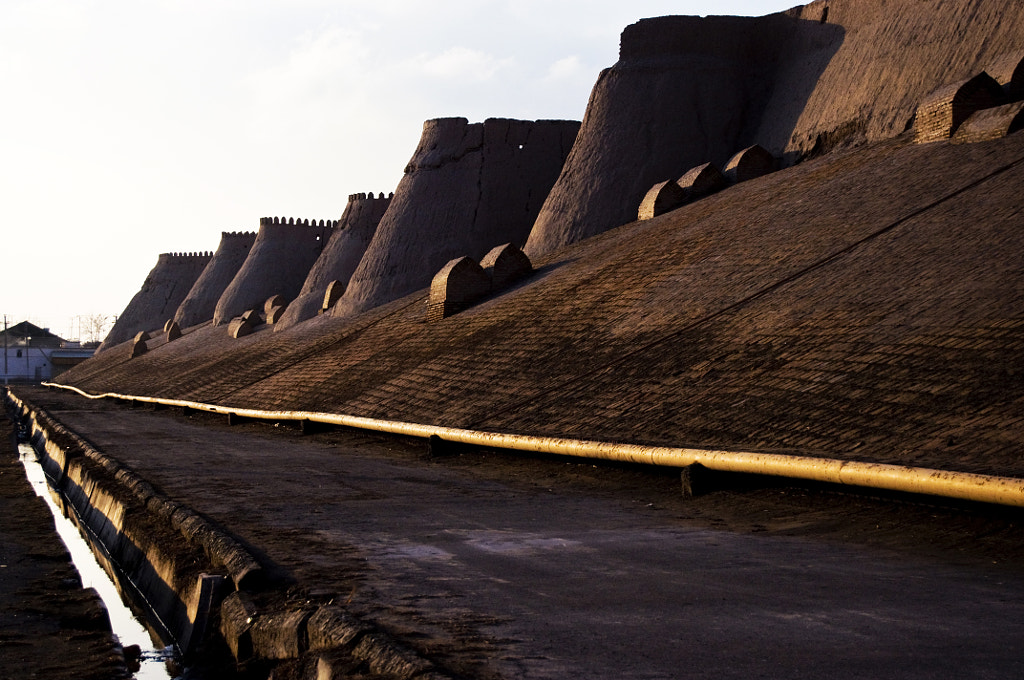 Fortress wall of Khiva by Eddie Chui on 500px.com