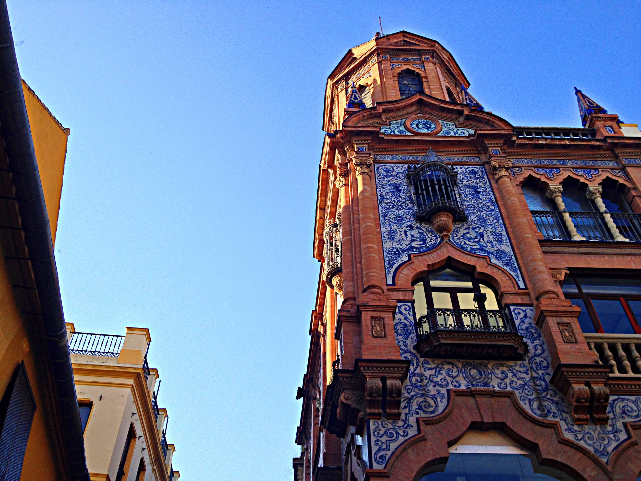 v2?sig=5772ff6644723c96bb3b9251736cb3191fcdeda756a0268ffaaaefdda48e7919