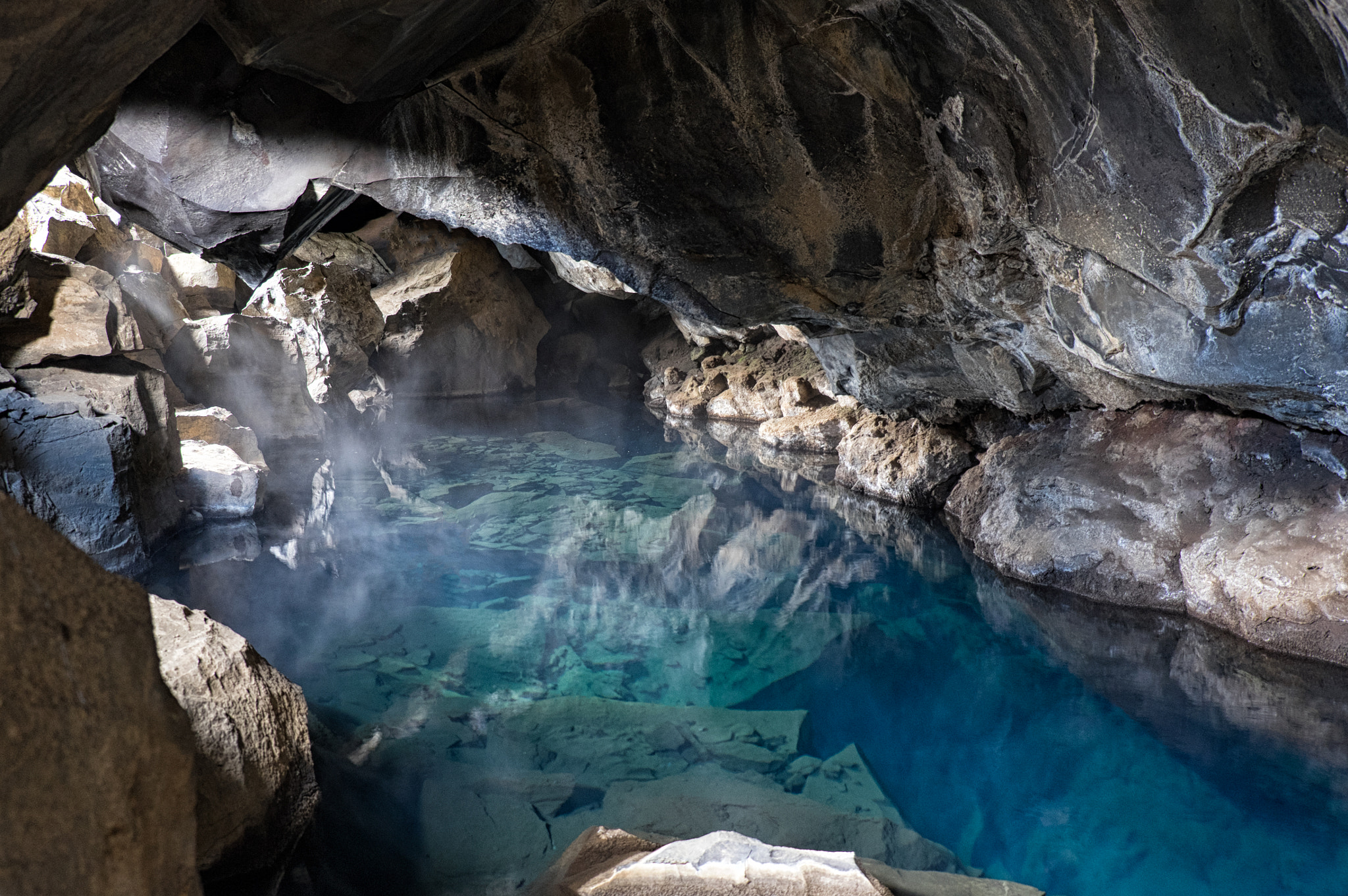 v2?sig=ccd528f97fa7a70a66d70a18c862adb00df83218811b6e1f41047dc9fd732998