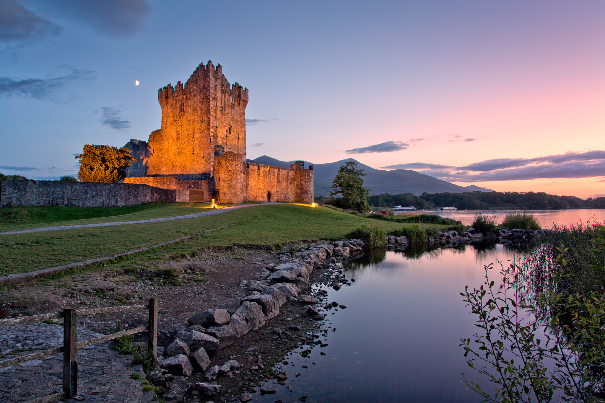 Ross Castle at Dusk by Gerard McAuliffe / 500px