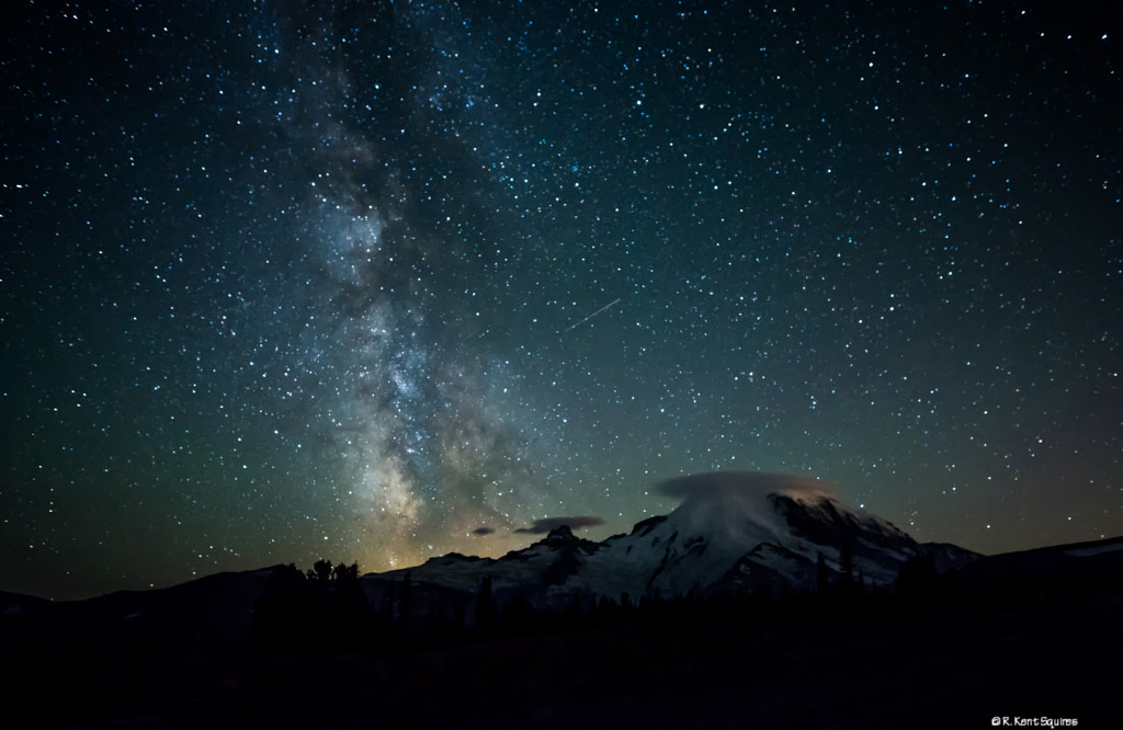 Milky Way over Mt Rainier with Meteor by Kent Squires / 500px