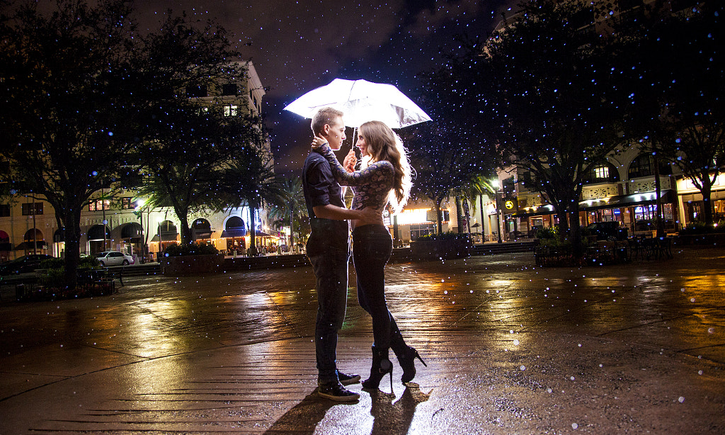 Love in the Rain by ian jacob on 500px.com