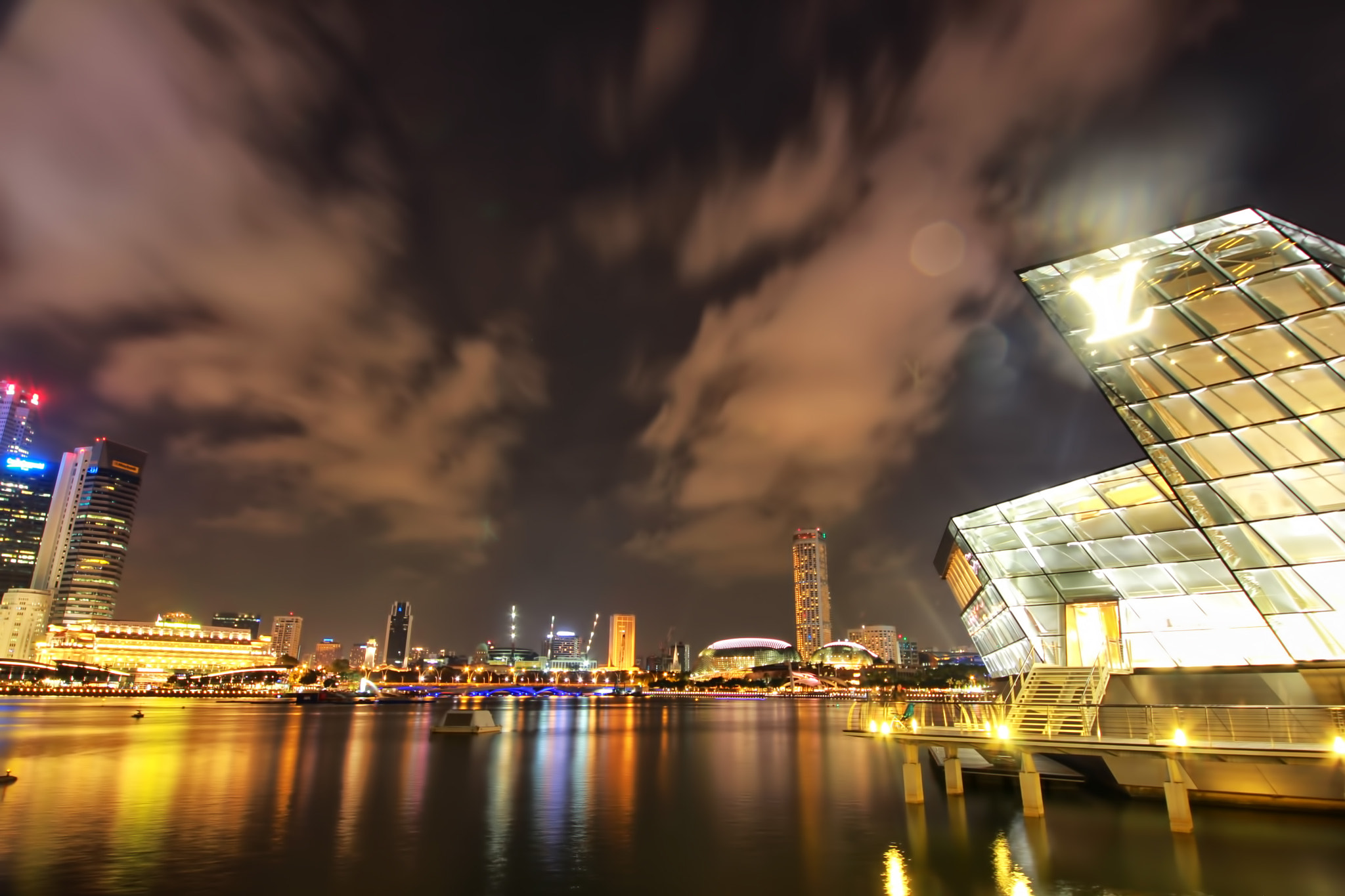 Canon EOS 60D + Sigma 12-24mm F4.5-5.6 II DG HSM sample photo. Marina lagoon photography