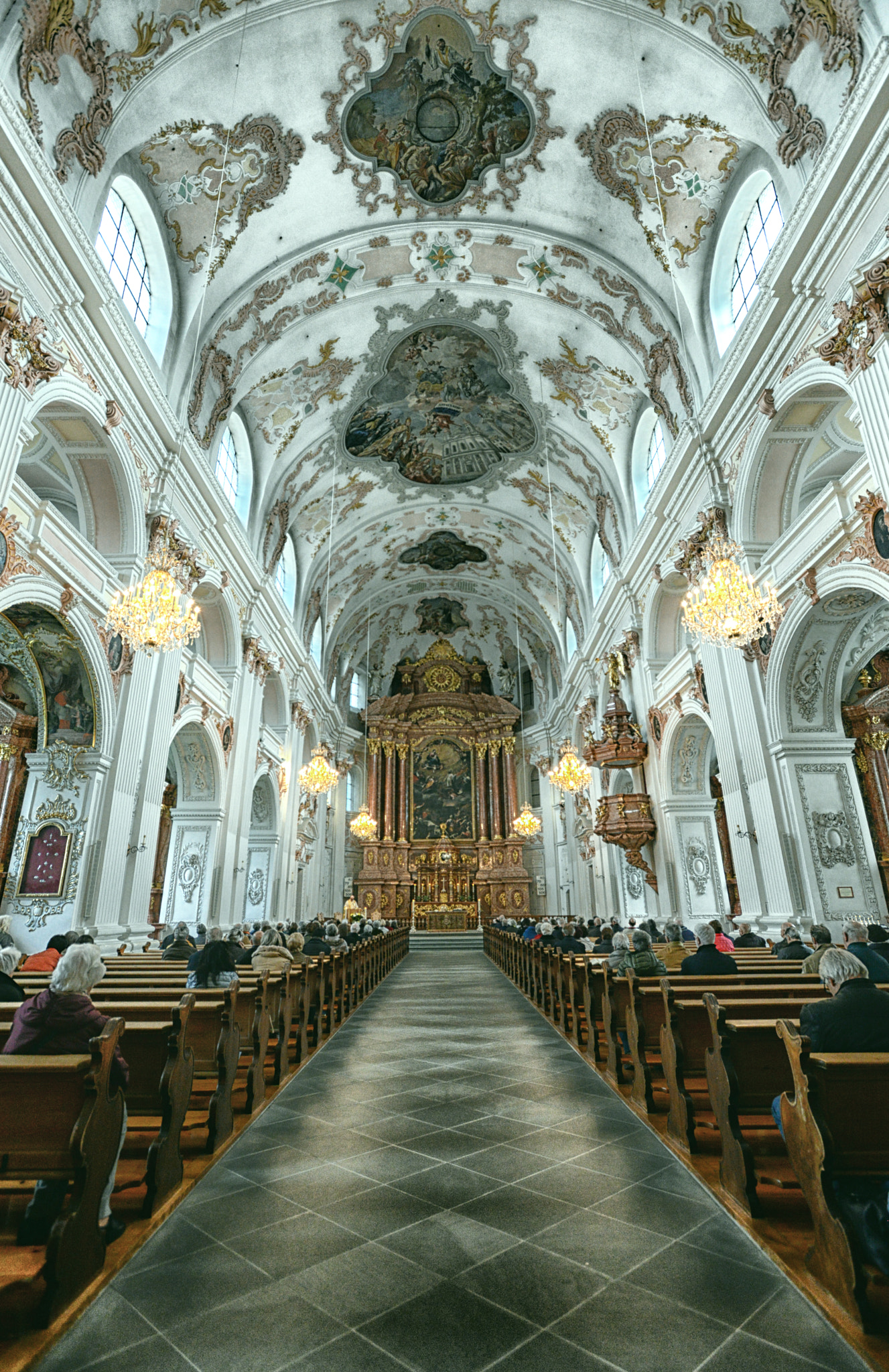 Nikon AF-S Nikkor 17-35mm F2.8D ED-IF sample photo. Jesuitenkirche photography