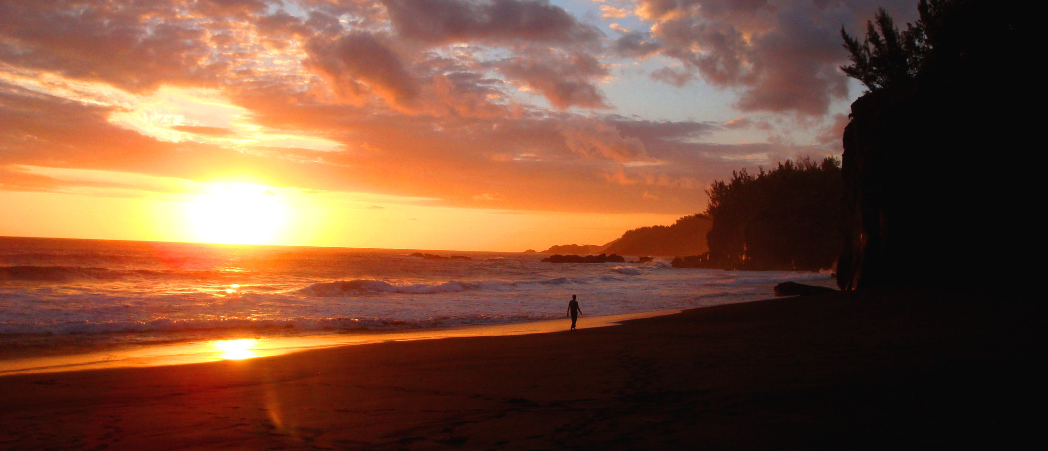 Sunset. Ile de la Réunion. Saint Joseph.
