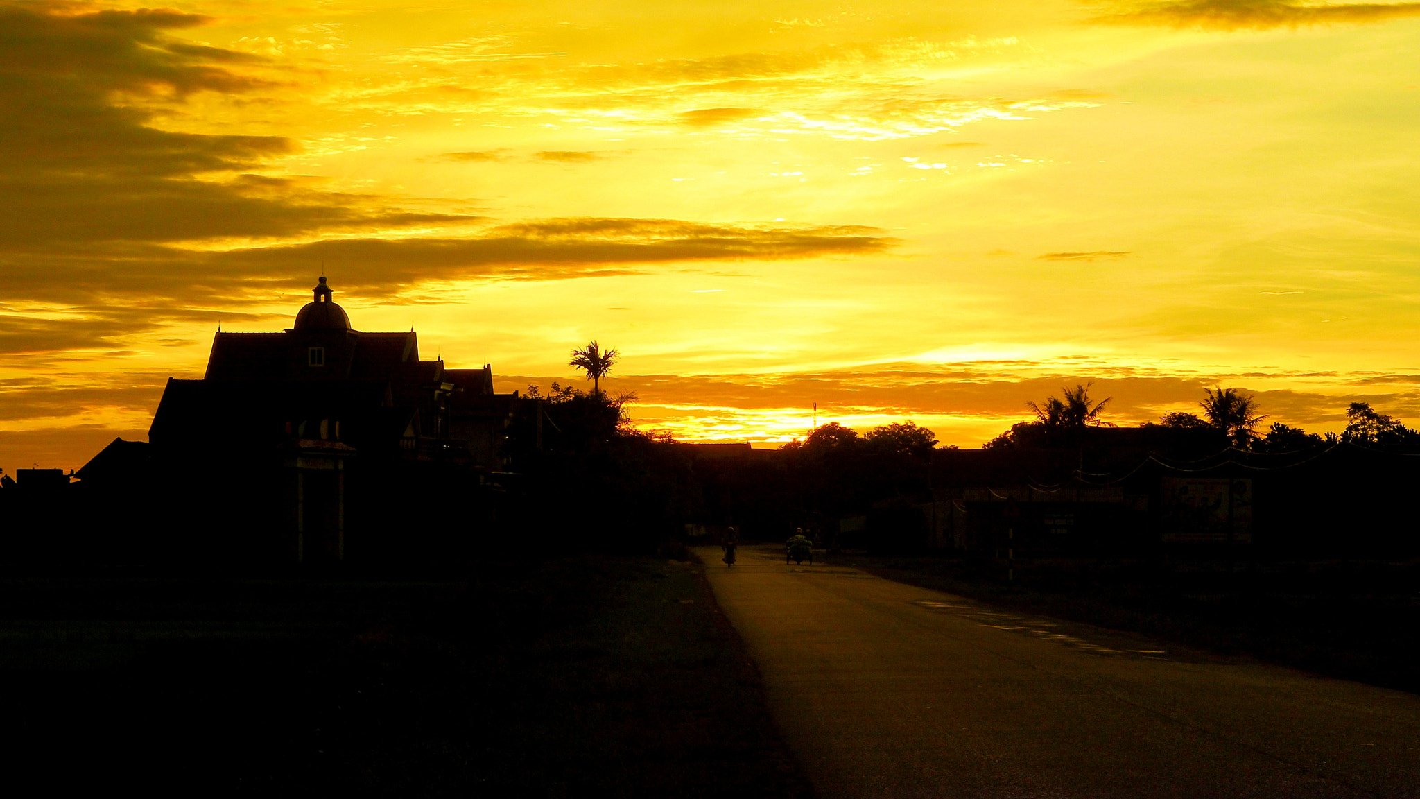 Sunrise in Cam Xuyen