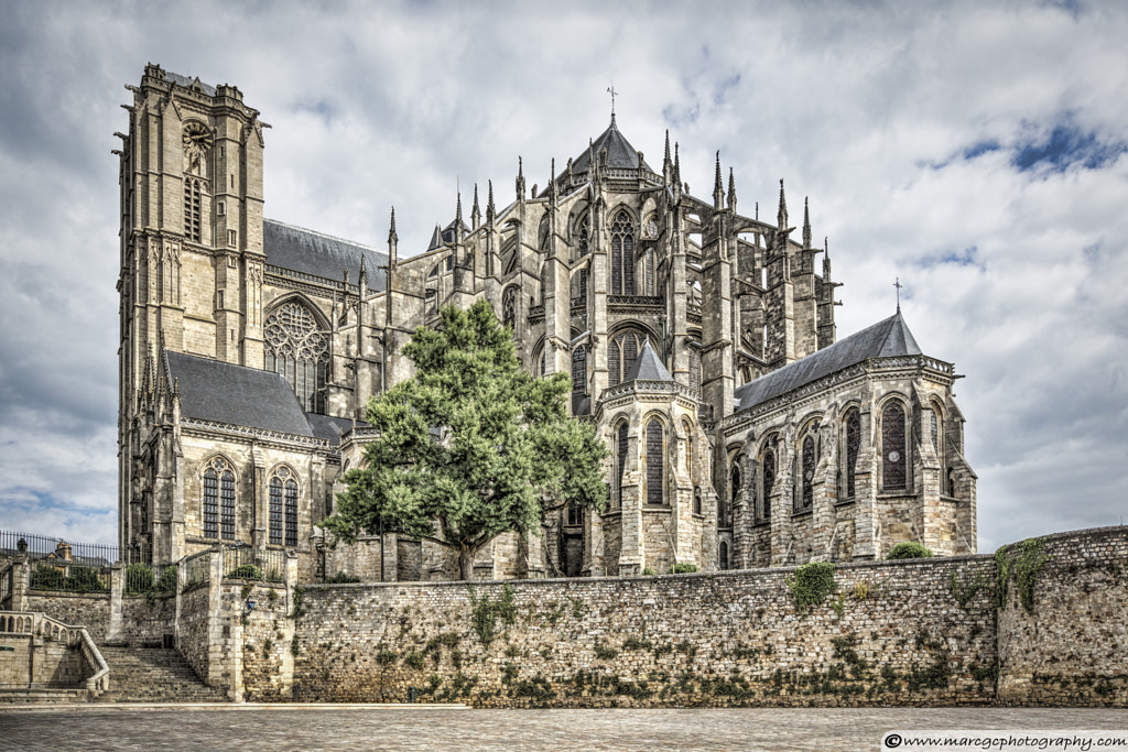 Catedral de Le Mans PhotoPix