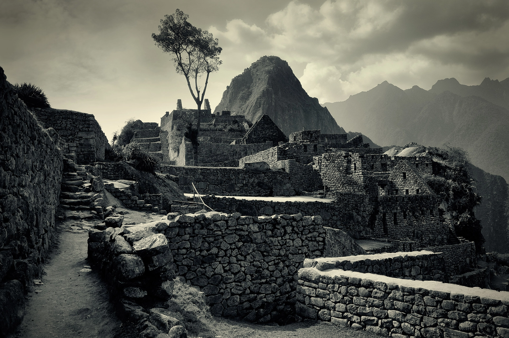 Machu Picchu in Black and White, Peru by Matt Wade Photo 925535 / 500px