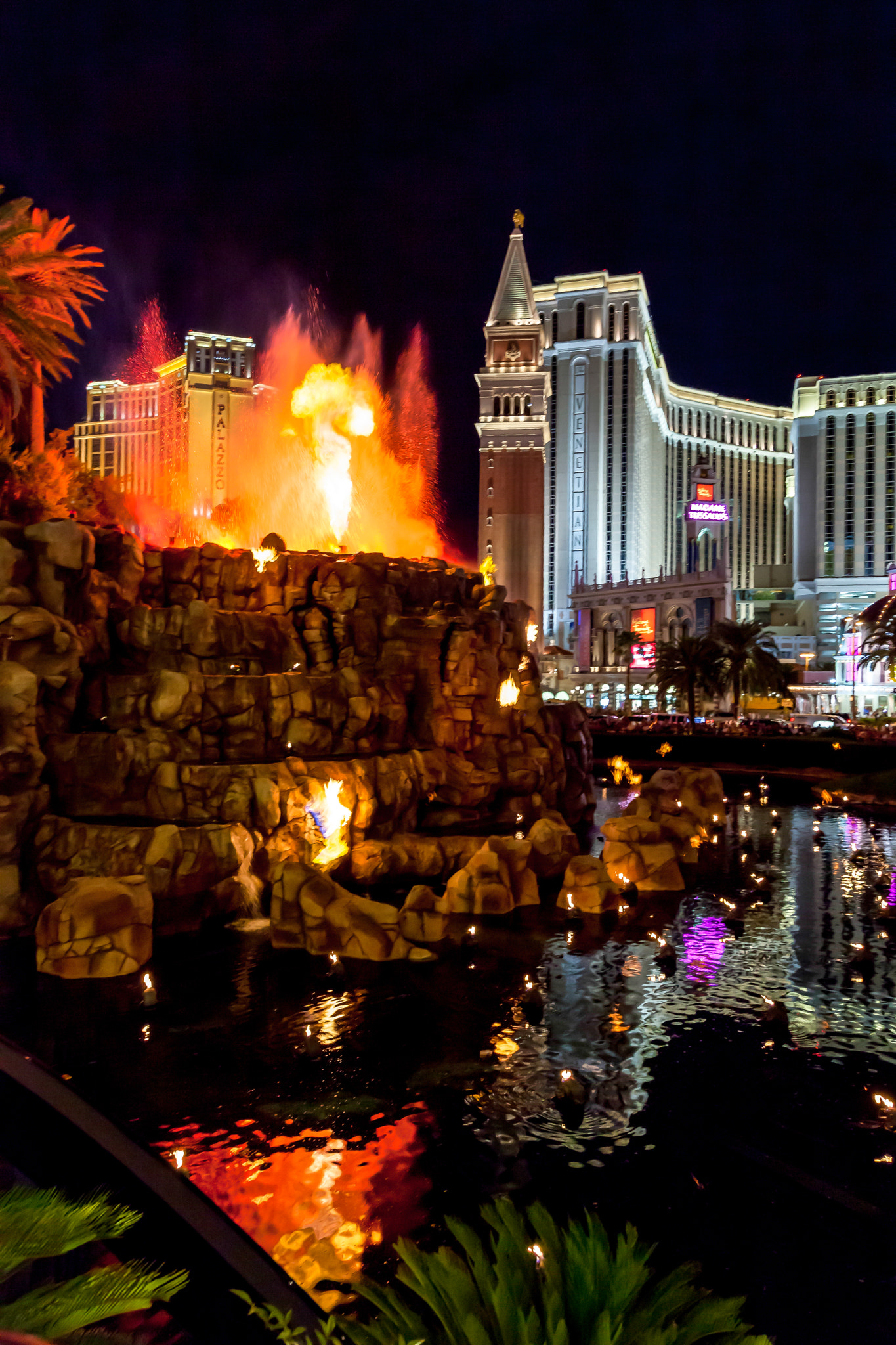 Volcano at the Mirage Hotel Las Vegas
