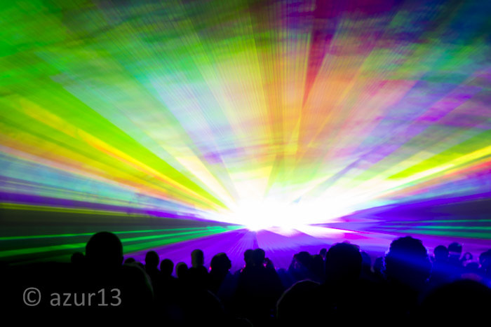 Rainbow laser show