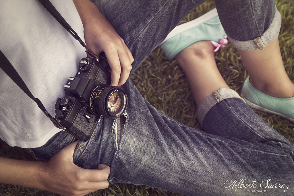 Vintage Camera Lover by Alberto Suárez on 500px.com