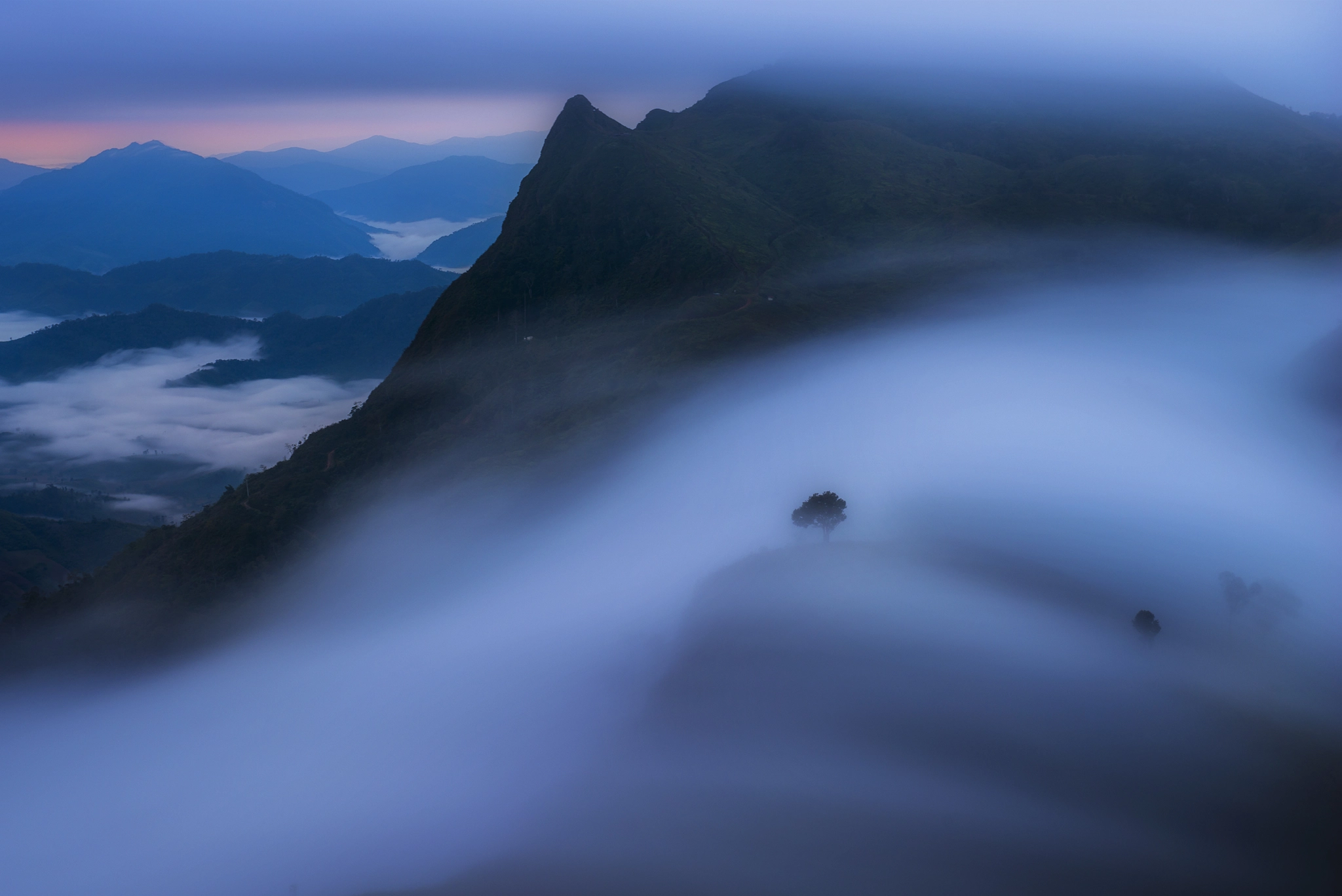 Mist on mountain