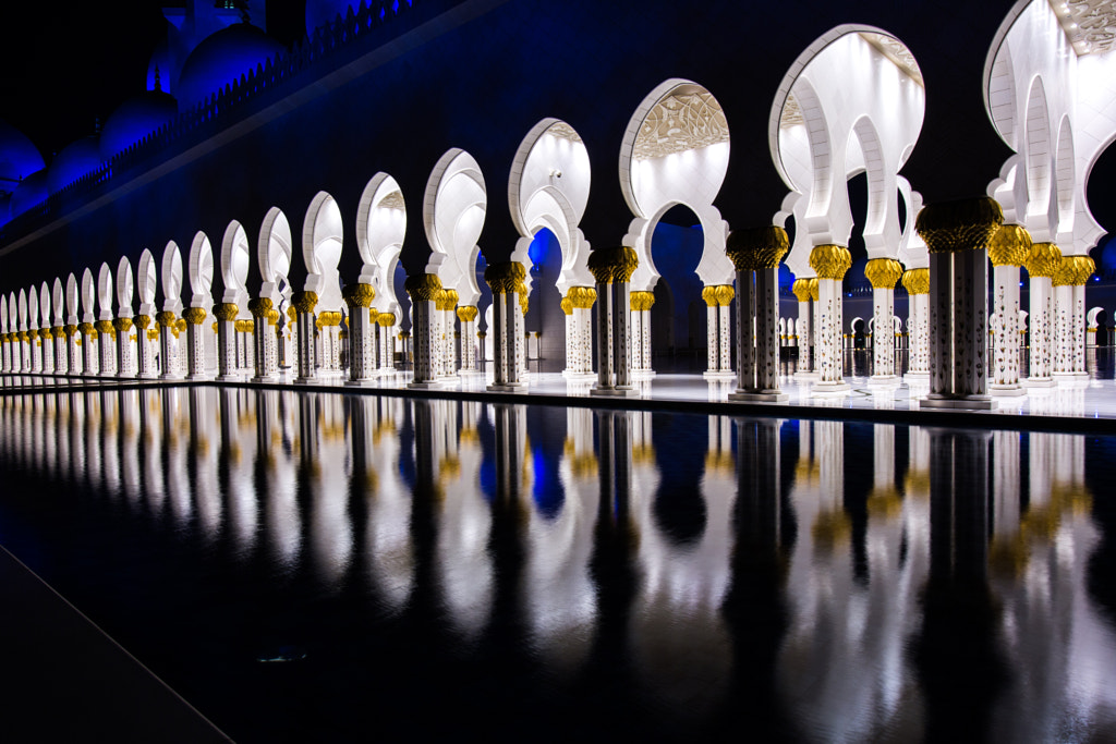 Abu Dhabi Reflections by Fabian Van Schepdael on 500px.com