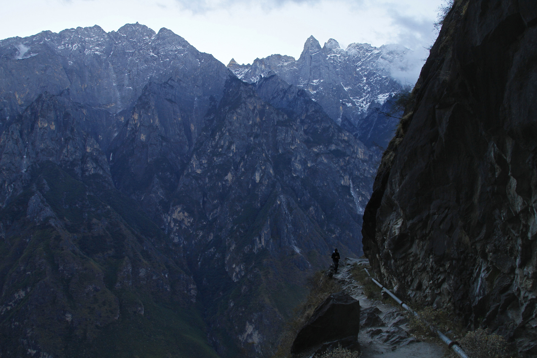 v2?sig=a6b070971752d4d403c4e0e0211c972d722a1c74ddcd213f746bdcfc70c976f0