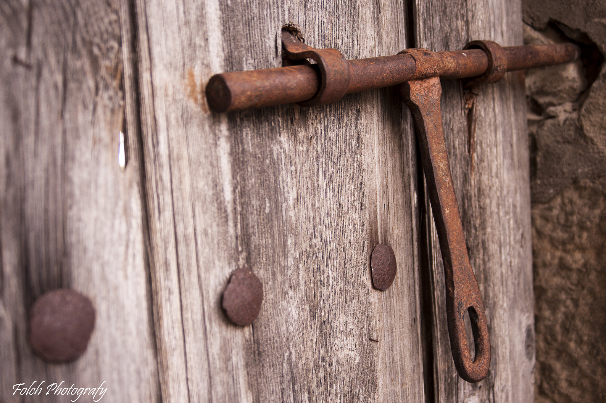 Old and rusty Close.