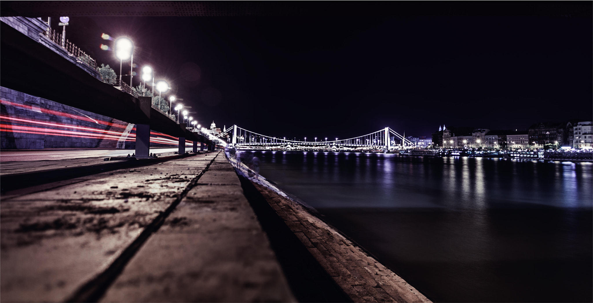 Budapest Nightlife - bridge above the river